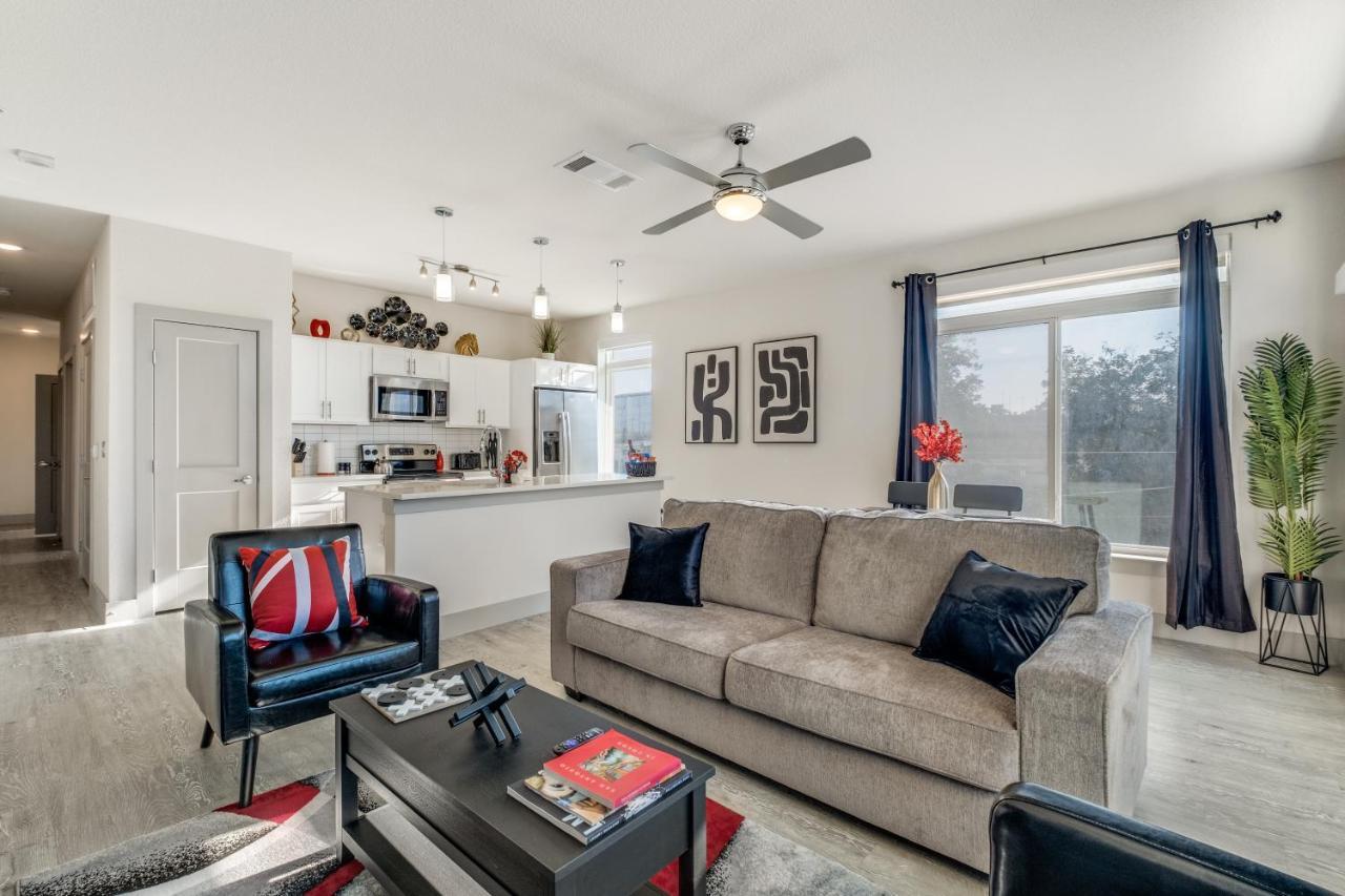 Radiant Condo On The Riverwalk 1325 ซานอันโตนิโอ ภายนอก รูปภาพ